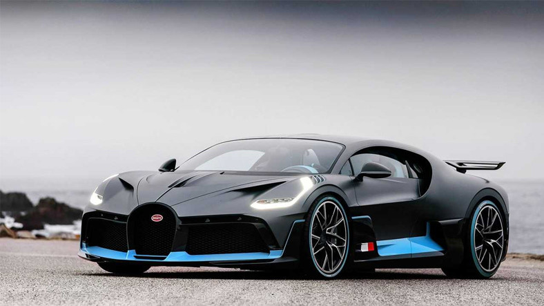 Bugatti Chiron Divo ve Pur Sport, Nürburgring Pistinde Görüntülendi (Video)